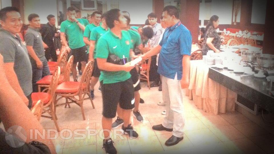 Federasi Futsal Indonesia menghadiri pelepasan Timnas Futsal di Paregu Resto, Jakarta. - INDOSPORT